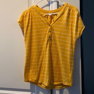 Old Navy top